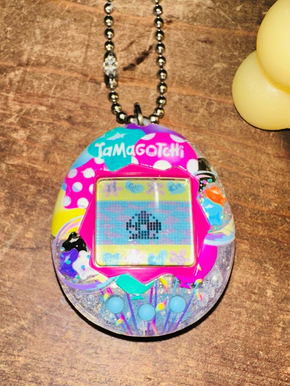 Tamagotchi Original Pretty Party 2024 Virtual Pet Keychain Toy